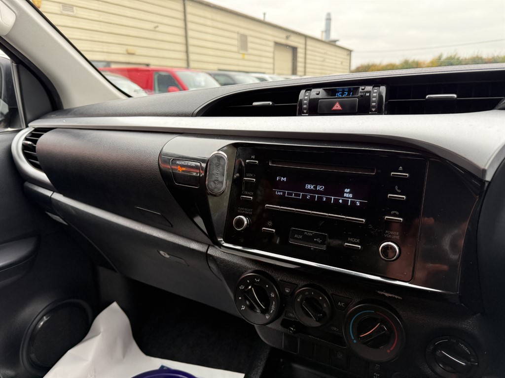 Used Toyota Hilux 2022 for sale - 76285655: Photo 19