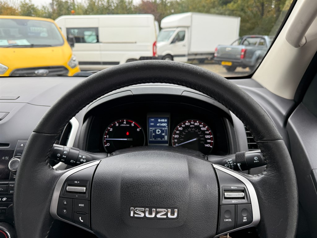 Used Isuzu D-Max 2015 for sale - 76271755: Photo 14