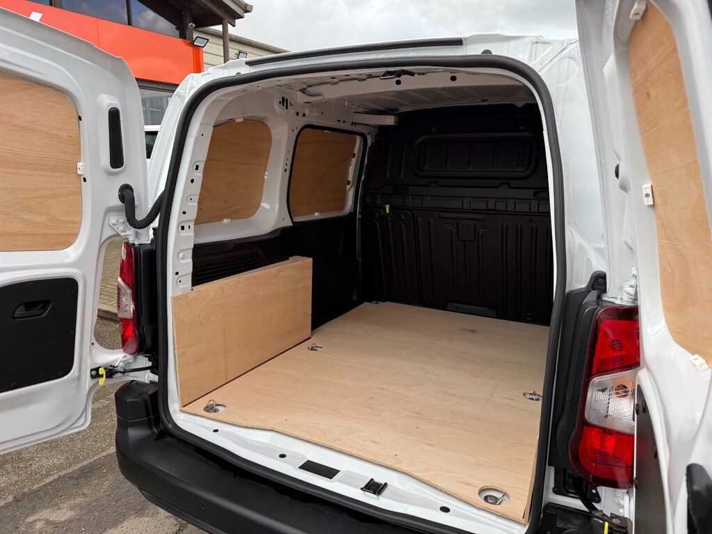 Used Peugeot Partner 2025 for sale - 77848373: Photo 7