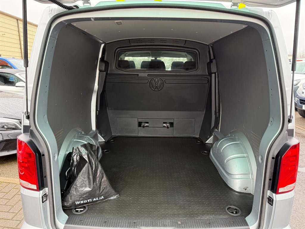 Used Volkswagen Transporter 2022 for sale - 77235667: Photo 8