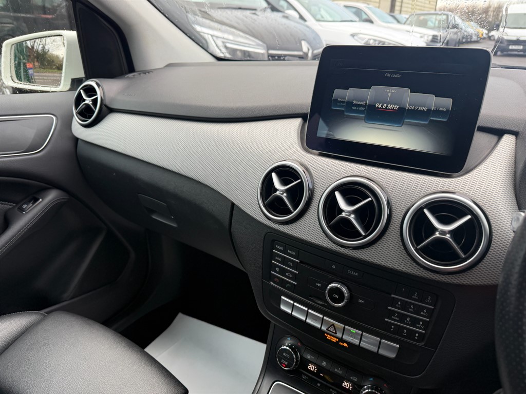 Used Mercedes-Benz B Class 2017 for sale - 77013238: Photo 15