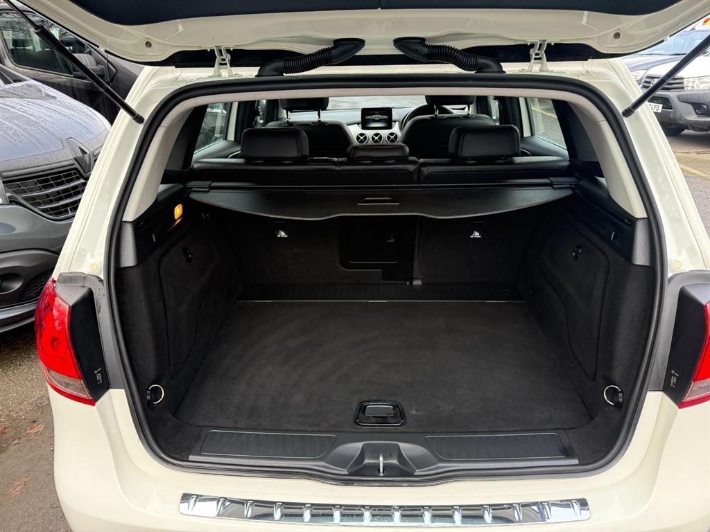 Used Mercedes-Benz B Class 2017 for sale - 77013238: Photo 6