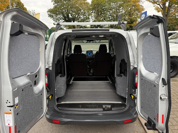 Used Ford Transit Courier 2017 for sale - 76290149: Photo 11