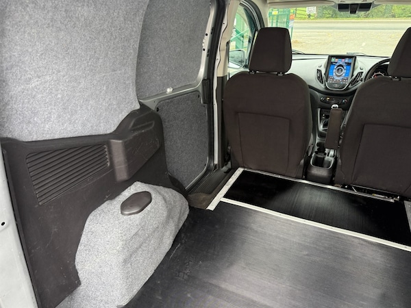 Used Ford Transit Courier 2017 for sale - 76290149: Photo 14