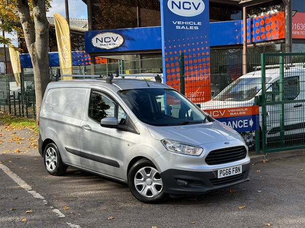 Used Ford Transit Courier 2017 for sale - 76290149: Photo 1