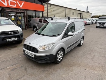 Used Ford Transit Courier 2017 for sale - 76290149: Photo 4