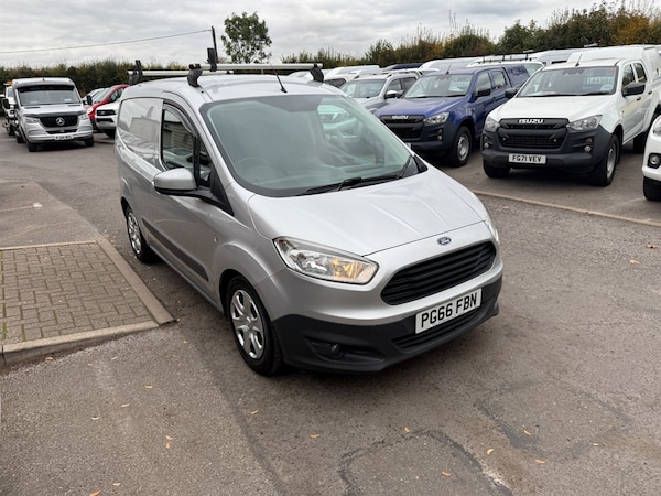 Used Ford Transit Courier 2017 for sale - 76290149: Photo 6