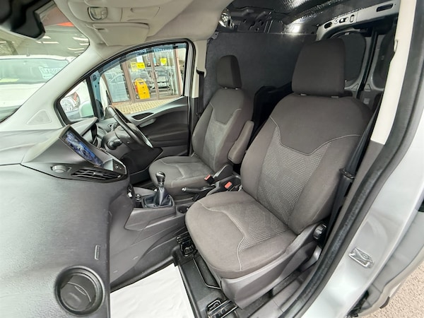 Used Ford Transit Courier 2017 for sale - 76290149: Photo 9