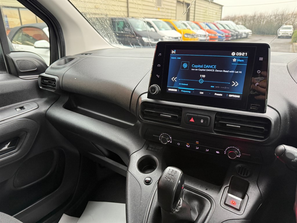 Used Peugeot Partner 2020 for sale - 77399381: Photo 17