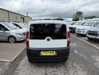 Used Vauxhall Combo 2017 for sale - 78799446: Photo