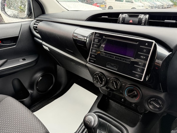 Used Toyota Hilux 2020 for sale - 75571330: Photo 17
