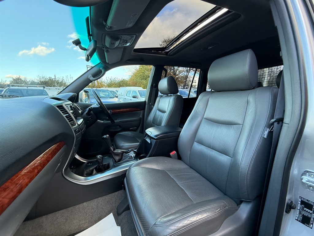 Used Toyota Land Cruiser 2006 for sale - 76400925: Photo 10