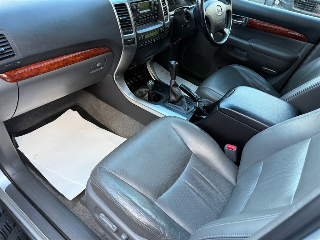 Used Toyota Land Cruiser 2006 for sale - 76400925: Photo 11