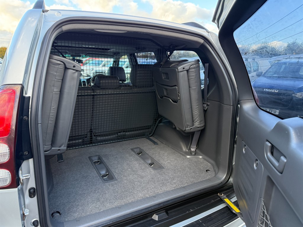 Used Toyota Land Cruiser 2006 for sale - 76400925: Photo 13