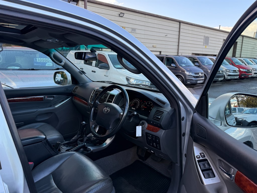 Used Toyota Land Cruiser 2006 for sale - 76400925: Photo 24