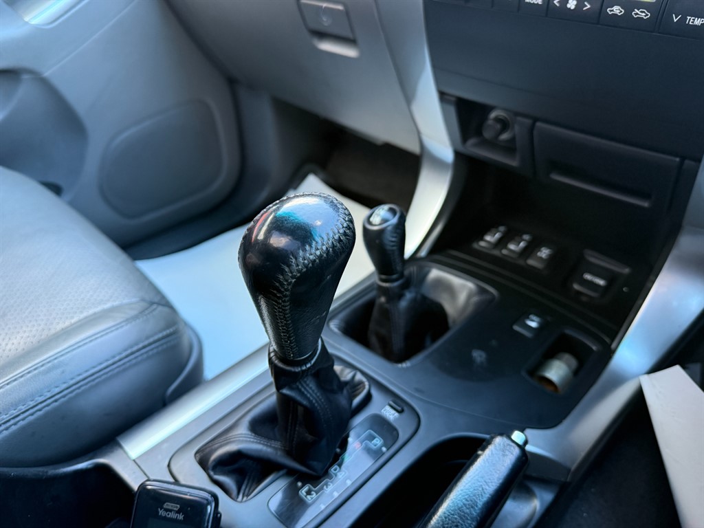 Used Toyota Land Cruiser 2006 for sale - 76400925: Photo 28