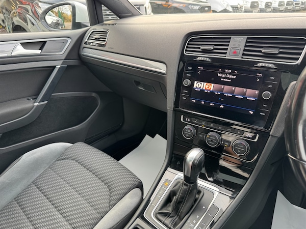 Used Volkswagen Golf 2020 for sale - 75572215: Photo 14