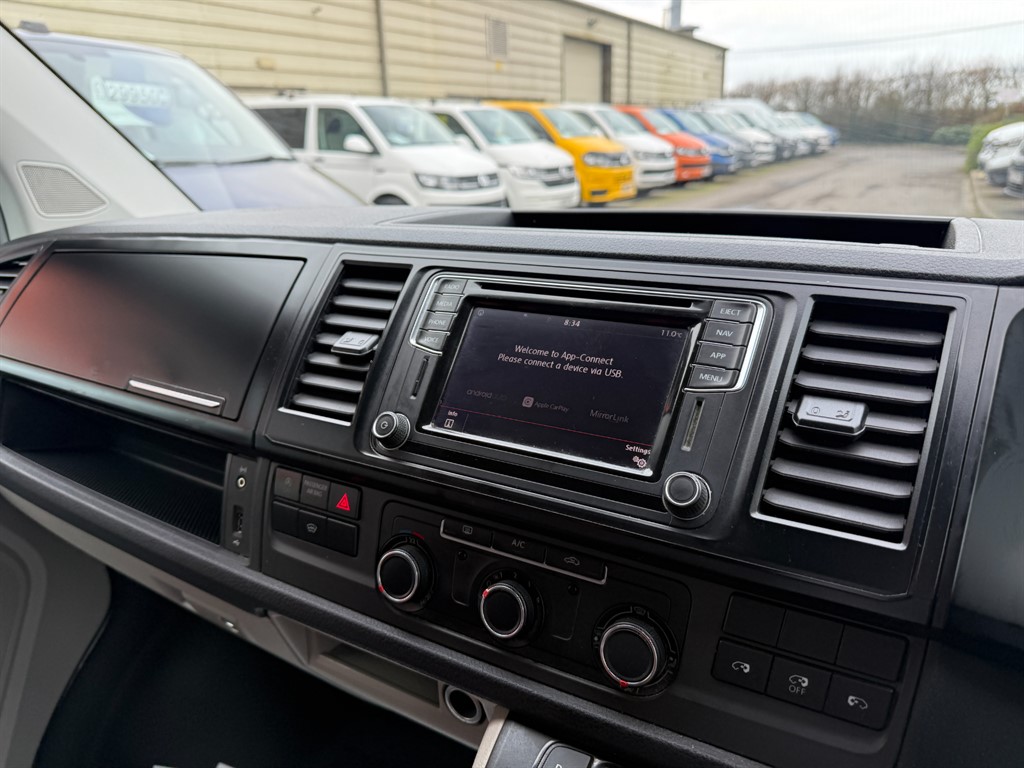 Used Volkswagen Transporter 2018 for sale - 77718287: Photo 21