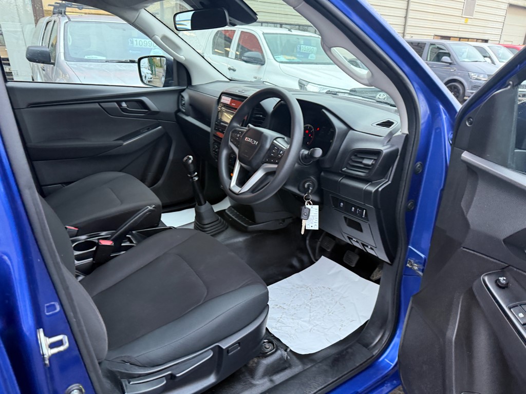 Used Isuzu D-Max 2021 for sale - 76532338: Photo 15