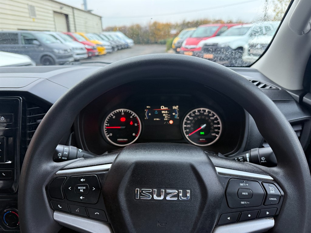 Used Isuzu D-Max 2021 for sale - 76532338: Photo 16