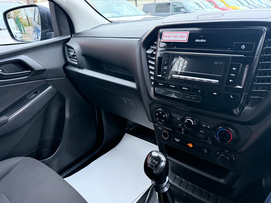 Used Isuzu D-Max 2021 for sale - 76532338: Photo 17