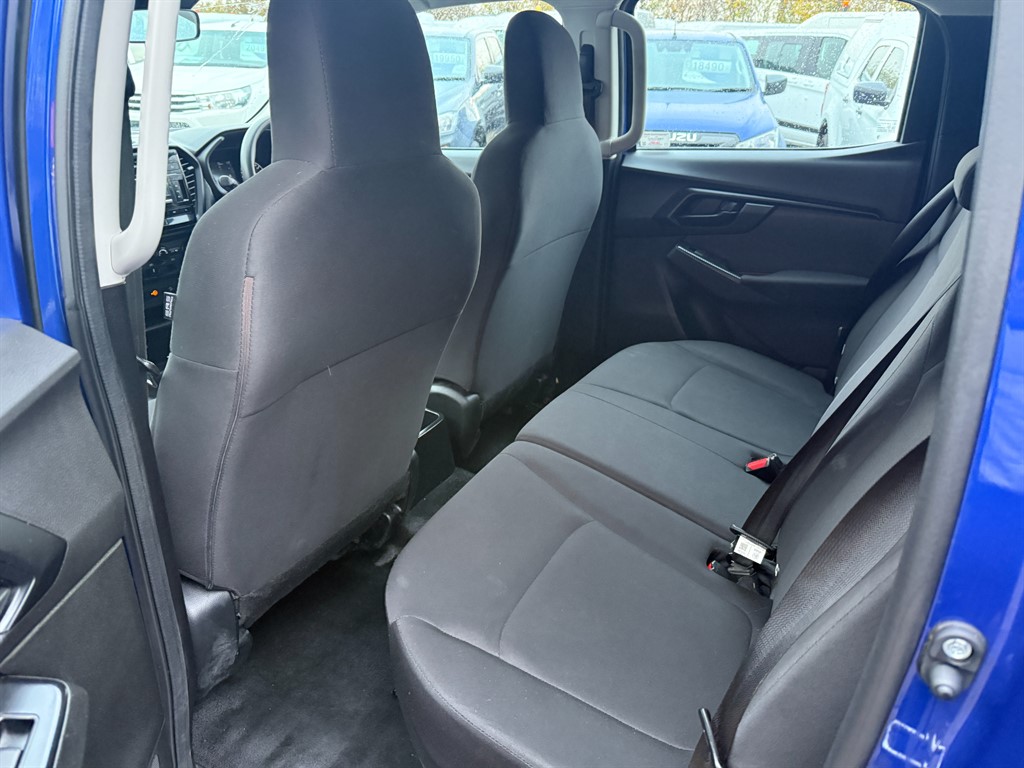Used Isuzu D-Max 2021 for sale - 76532338: Photo 8