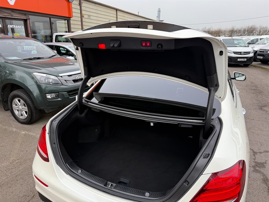 Used Mercedes-Benz E Class 2019 for sale - 77746382: Photo 11