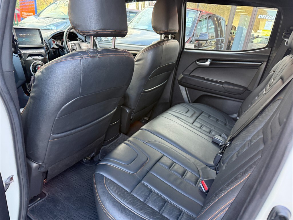 Used Isuzu D-Max 2017 for sale - 78049952: Photo 12