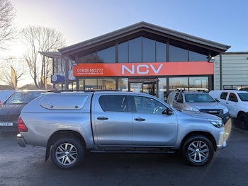 Used Toyota Hilux 2020 for sale - 77005600: Photo