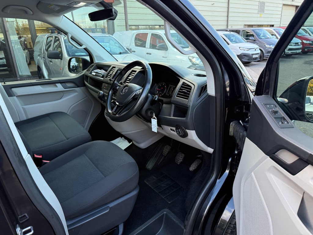 Used Volkswagen Transporter 2018 for sale - 76375644: Photo 16