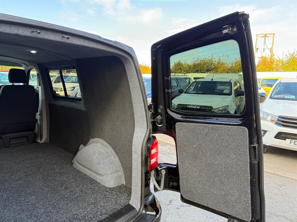 Used Volkswagen Transporter 2018 for sale - 76375644: Photo 8