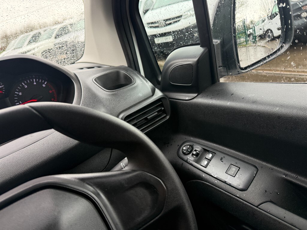 Used Peugeot Partner 2021 for sale - 77545512: Photo 16