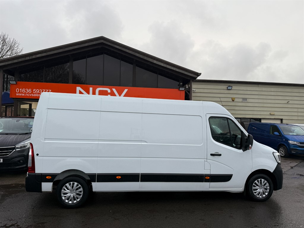 Used Renault Master 2023 for sale - 76928328: Photo 2