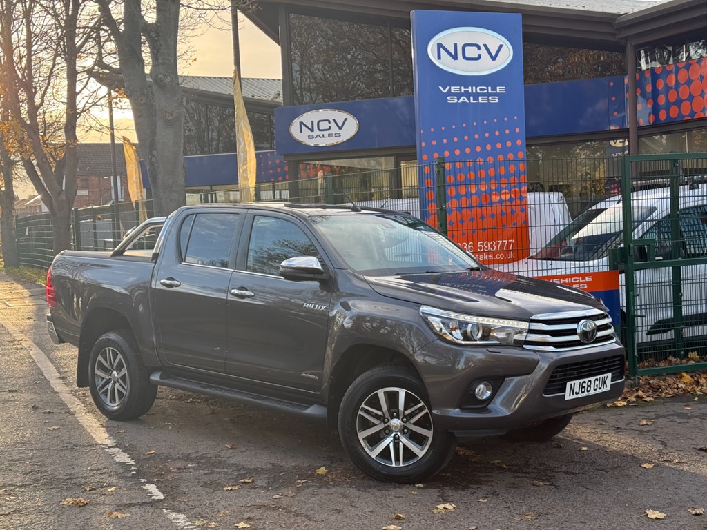 Used Toyota Hilux 2018 for sale - 76438234: Photo 1