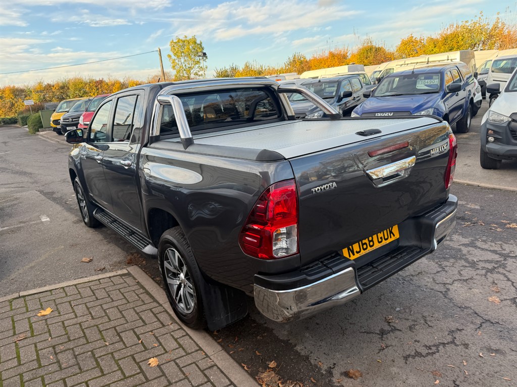 Used Toyota Hilux 2018 for sale - 76438234: Photo 6