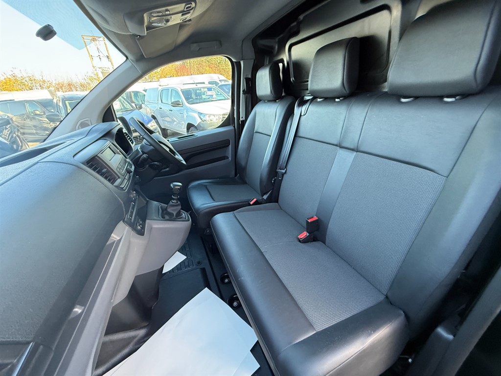 Used Vauxhall Vivaro 2020 for sale - 76615920: Photo 10