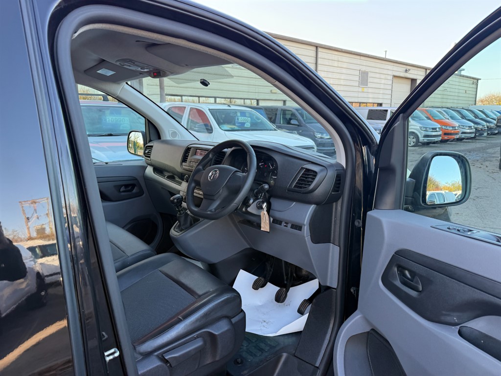 Used Vauxhall Vivaro 2020 for sale - 76615920: Photo 14