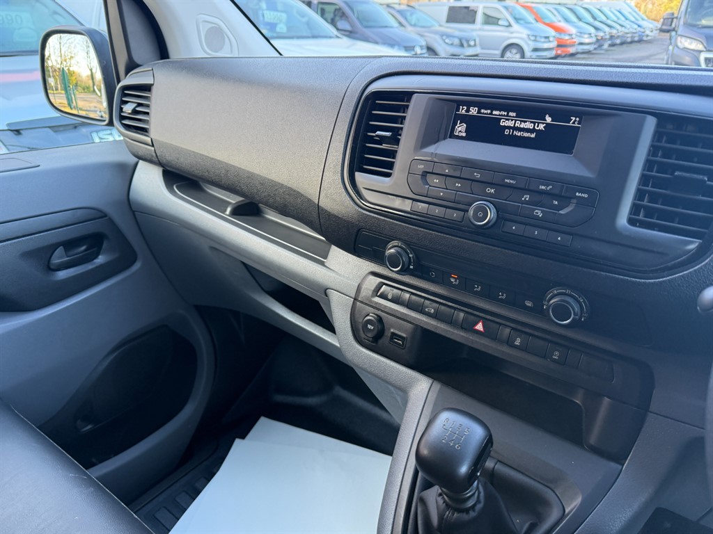 Used Vauxhall Vivaro 2020 for sale - 76615920: Photo 16