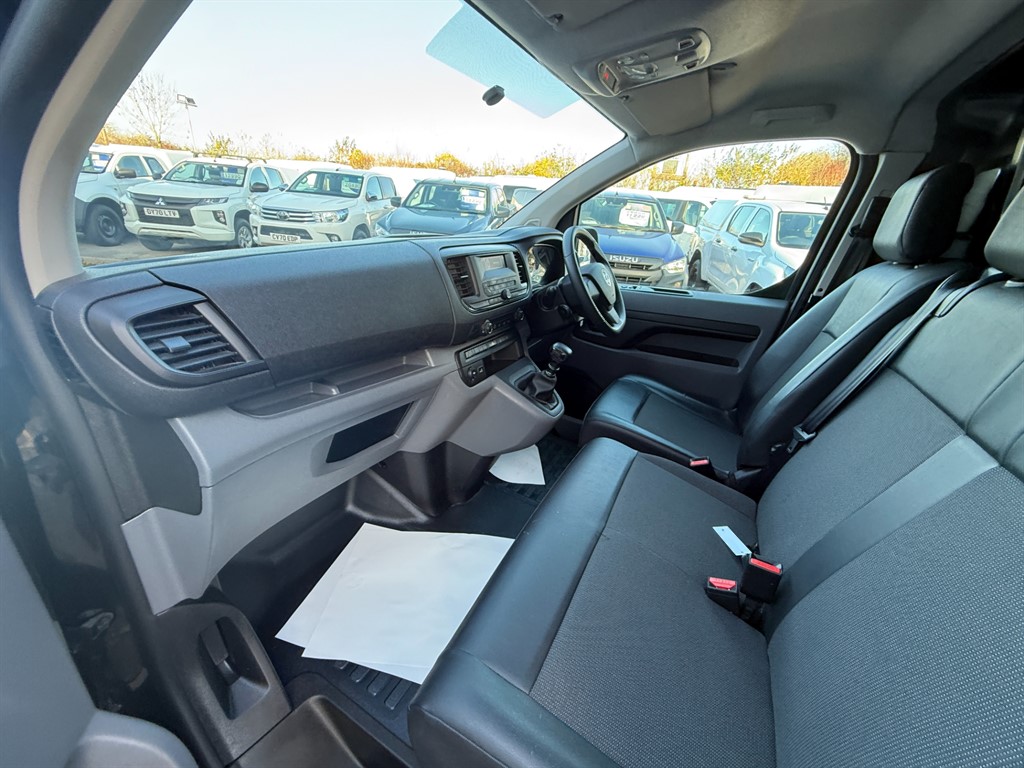 Used Vauxhall Vivaro 2020 for sale - 76615920: Photo 9