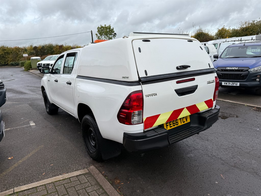 Used Toyota Hilux 2016 for sale - 76404920: Photo 6