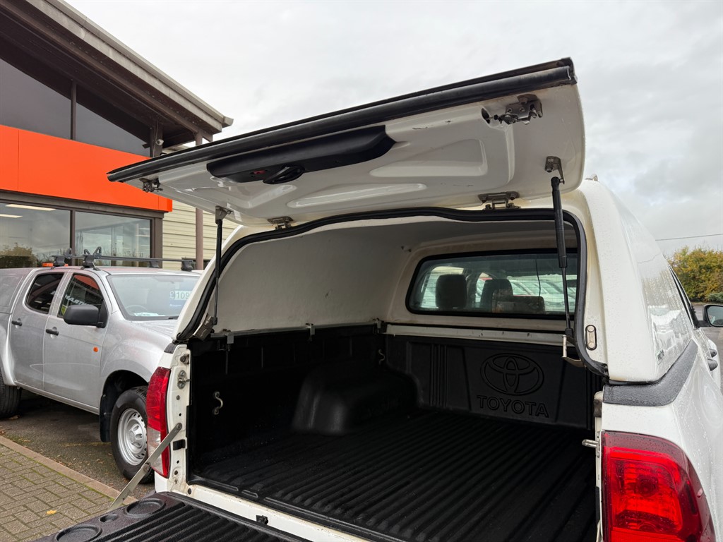 Used Toyota Hilux 2016 for sale - 76404920: Photo 7