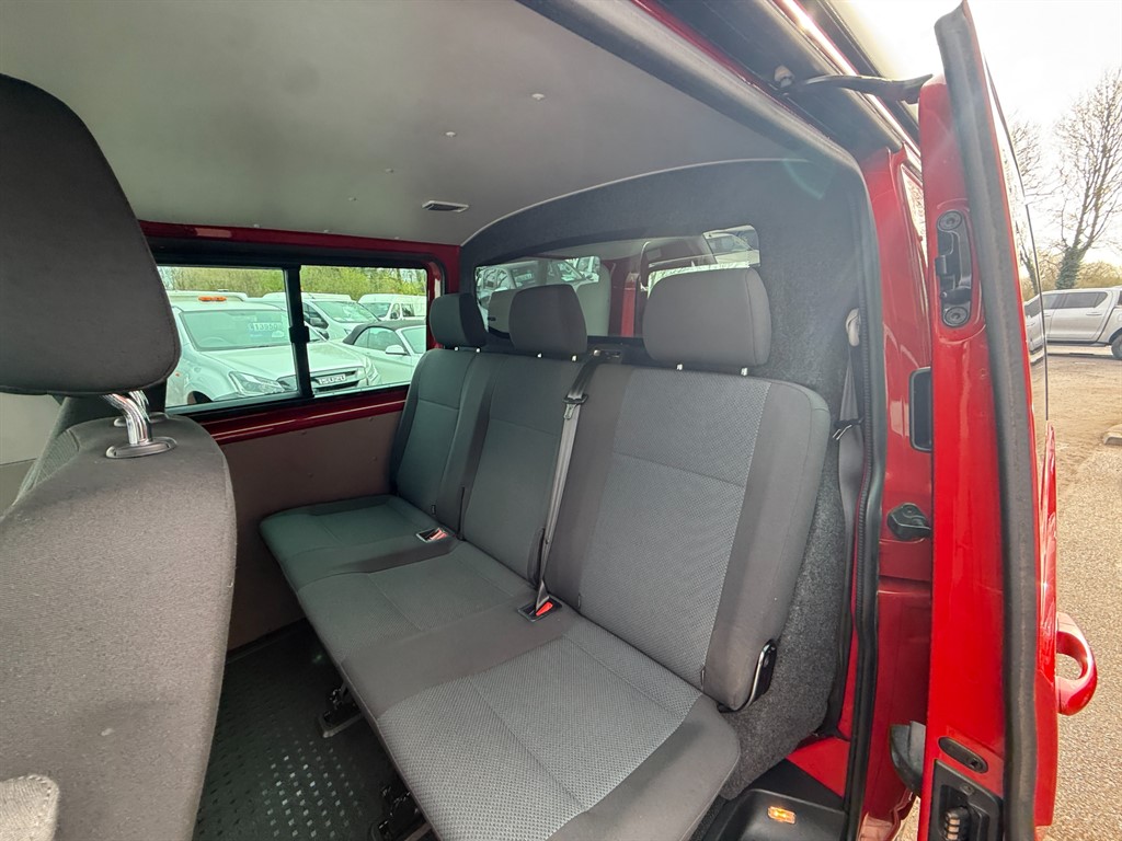 Used Volkswagen Transporter 2018 for sale - 77988822: Photo 10