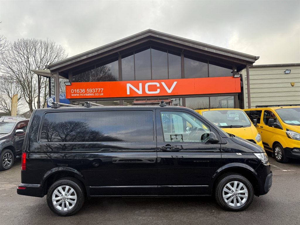 Used Volkswagen Transporter 2022 for sale - 77406576: Photo 2