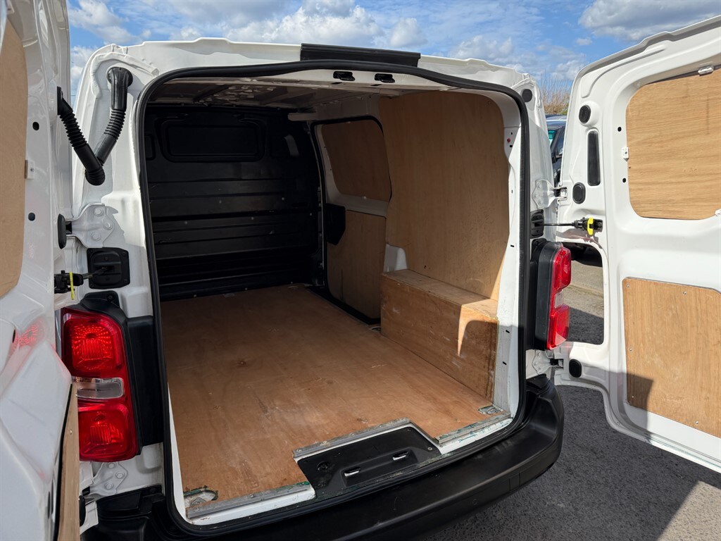 Used Vauxhall Vivaro 2022 for sale - 78037006: Photo 7