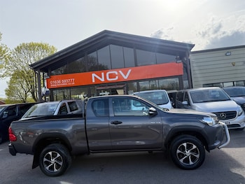 Used Toyota Hilux 2018 for sale - 78207004: Photo