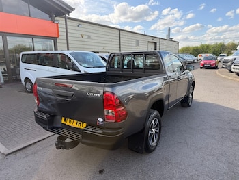 Used Toyota Hilux 2018 for sale - 78207004: Photo