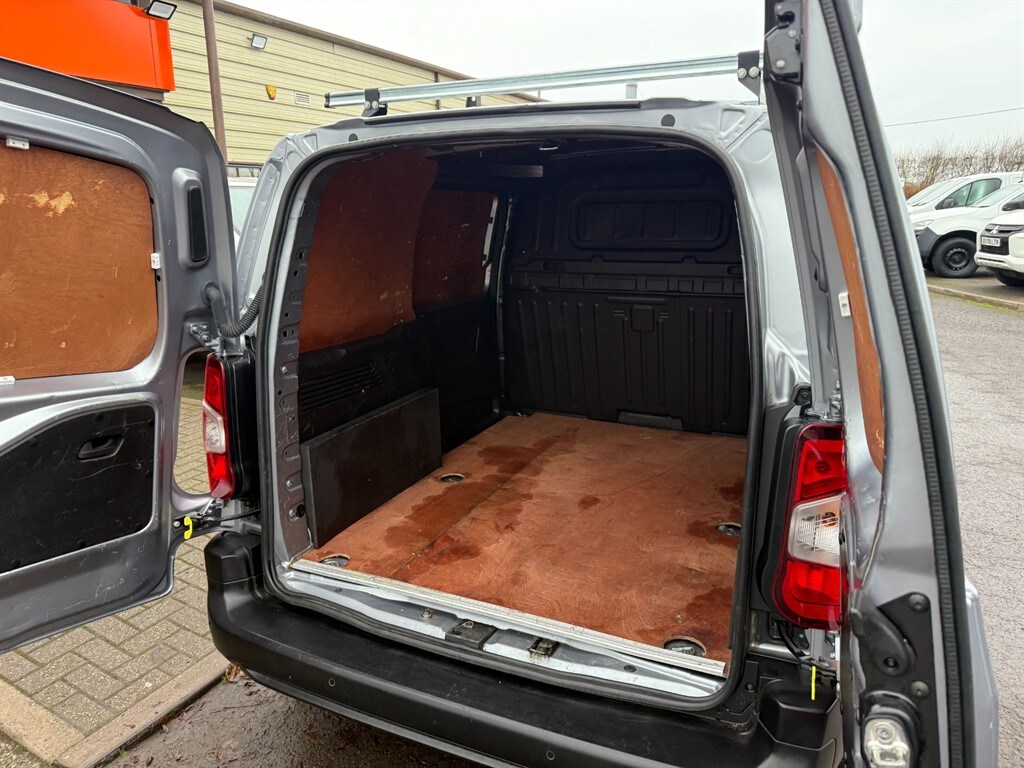 Used Vauxhall Combo 2021 for sale - 76999798: Photo 8