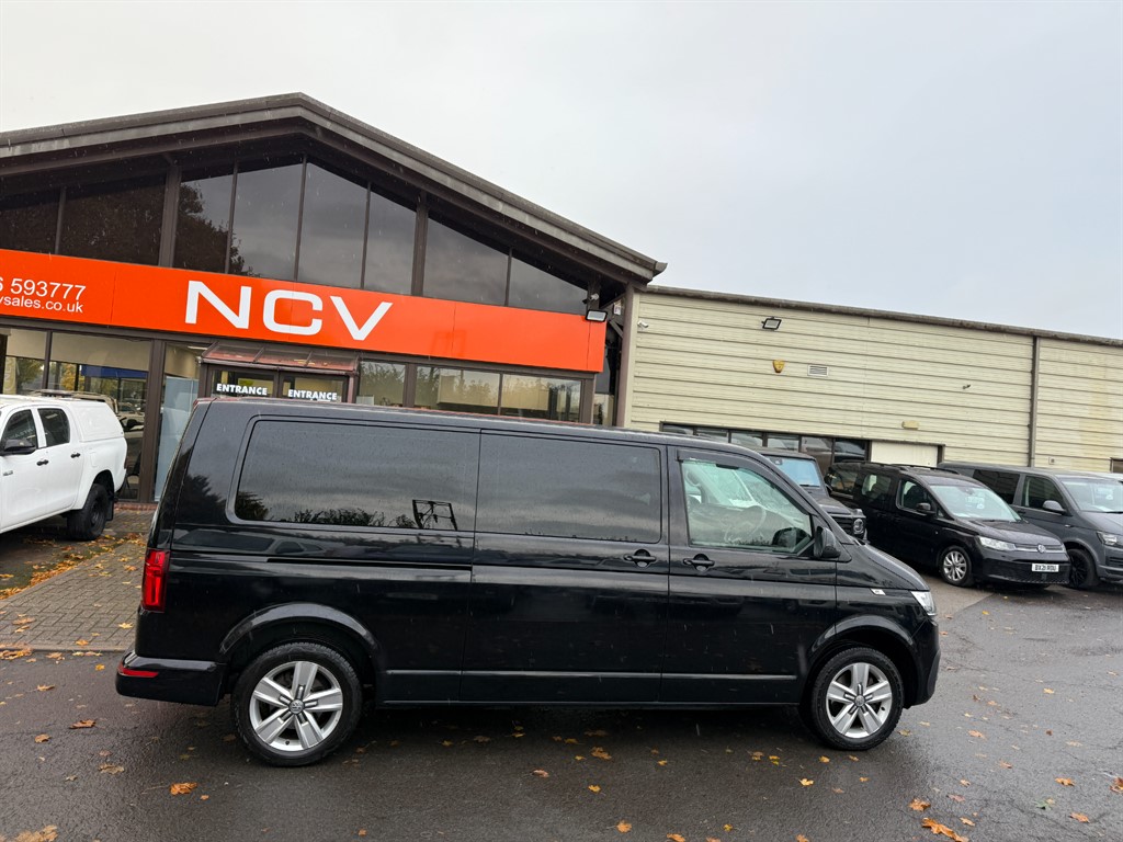 Used Volkswagen Transporter Shuttle 2022 for sale - 76322117: Photo 2