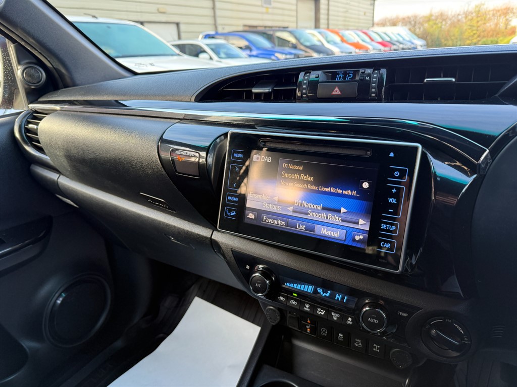 Used Toyota Hilux 2019 for sale - 76684503: Photo 20