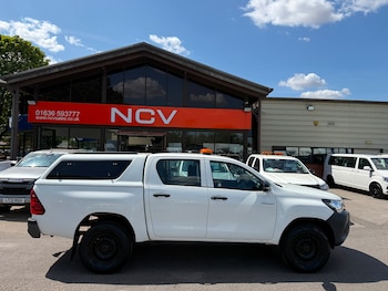 Used Toyota Hilux 2018 for sale - 79270128: Photo